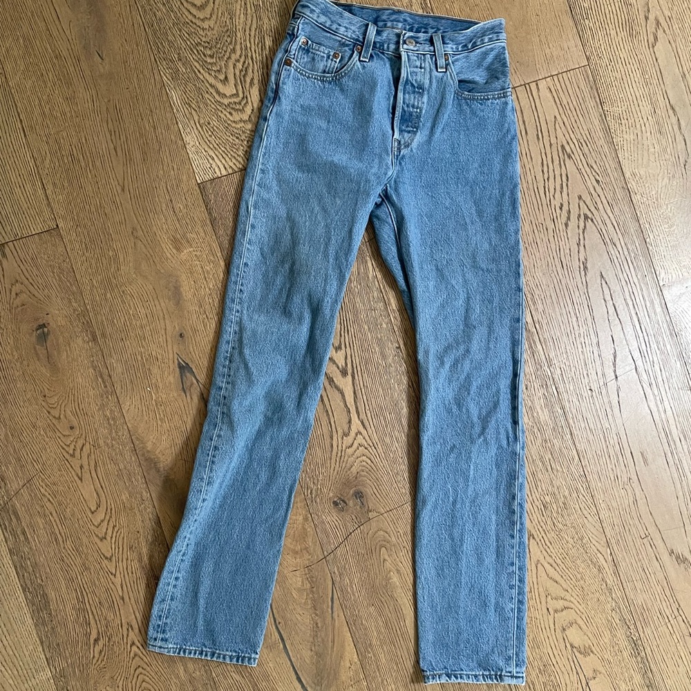 COPY - Levi’s original 501 premium jeans size 28 straight leg